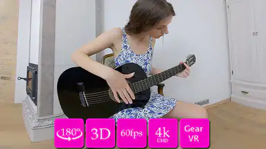 Rebeka Ruby leker med rosa vibrator efter gitarrlektionen