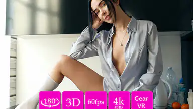 Natashas morgonstriptease