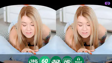 Tösig Blondin Sög och Knullade en Nörd