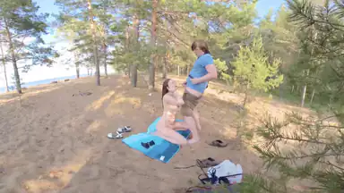 Vika Lita utomhus på stranden