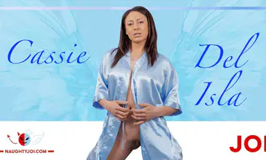 Cassie Del Isla Sets the Pace Nice and Easy