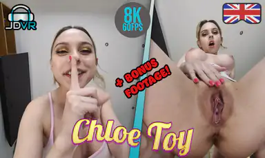 Tyst facesitting Chloe Toy