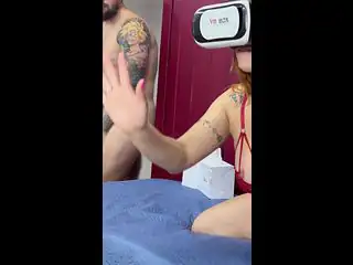 Blowjob i VR - Hon trodde det var videon