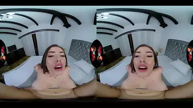 Vrlatina Ultra Sex storbröstad latina sex i VR