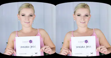 Blond bimbo på casting