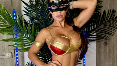 Wonder Woman räddar en kille med trasig kuk