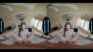 Lethal Hardcore VR långbent snygging Athena Heart vill ha kuk istället för dildo